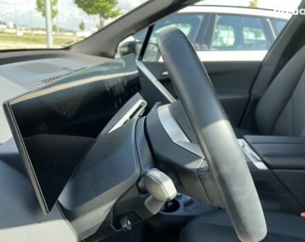 БМВ iX, объемом двигателя 0 л и пробегом 2 тыс. км за 118353 $, фото 35 на Automoto.ua