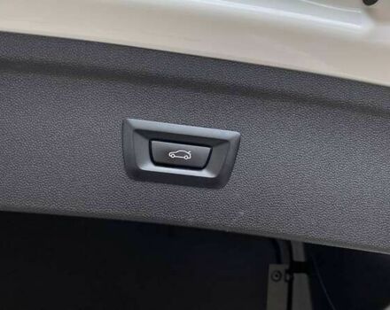 БМВ iX, объемом двигателя 0 л и пробегом 52 тыс. км за 56500 $, фото 12 на Automoto.ua