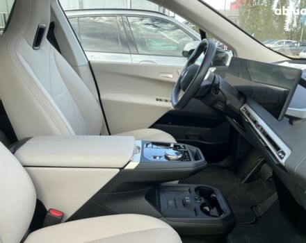 БМВ iX, объемом двигателя 0 л и пробегом 7 тыс. км за 68251 $, фото 13 на Automoto.ua
