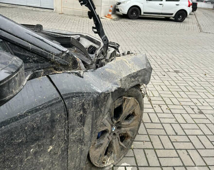 БМВ iX, объемом двигателя 0 л и пробегом 30 тыс. км за 21500 $, фото 4 на Automoto.ua