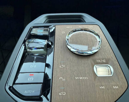 БМВ iX, объемом двигателя 0 л и пробегом 45 тыс. км за 81400 $, фото 37 на Automoto.ua