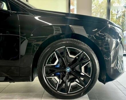 БМВ iX, объемом двигателя 0 л и пробегом 62 тыс. км за 56405 $, фото 4 на Automoto.ua