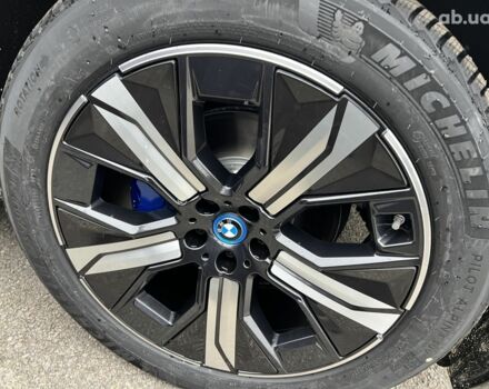 БМВ iX, объемом двигателя 0 л и пробегом 0 тыс. км за 128460 $, фото 31 на Automoto.ua
