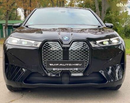 БМВ iX, объемом двигателя 0 л и пробегом 19 тыс. км за 64999 $, фото 3 на Automoto.ua