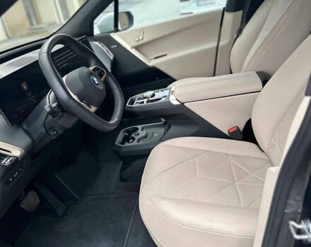 БМВ iX, объемом двигателя 0 л и пробегом 1 тыс. км за 60999 $, фото 4 на Automoto.ua