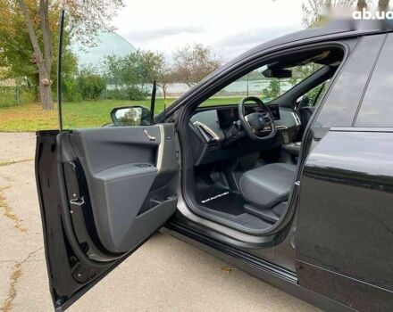 БМВ iX, объемом двигателя 0 л и пробегом 19 тыс. км за 64999 $, фото 16 на Automoto.ua