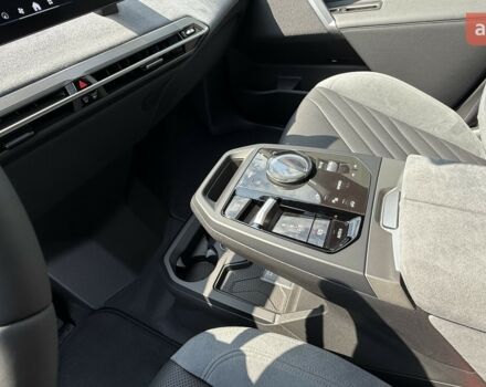 БМВ iX, об'ємом двигуна 0 л та пробігом 0 тис. км за 133685 $, фото 14 на Automoto.ua