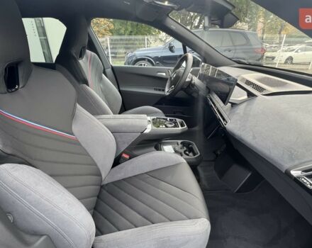 БМВ iX 2025 у Харкові на Automoto.ua БМВ iX, об'ємом двигуна 0 л та пробігом 0 тис. км за 127437 $, фото 14 на Automoto.ua