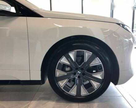БМВ iX, объемом двигателя 0 л и пробегом 5 тыс. км за 78032 $, фото 4 на Automoto.ua