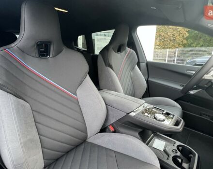 БМВ iX 2025 у Харкові на Automoto.ua БМВ iX, об'ємом двигуна 0 л та пробігом 0 тис. км за 127437 $, фото 15 на Automoto.ua