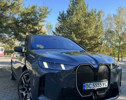 БМВ iX, объемом двигателя 0 л и пробегом 8 тыс. км за 89500 $, фото 2 на Automoto.ua