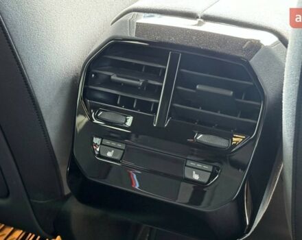 БМВ iX, объемом двигателя 0 л и пробегом 0 тыс. км за 128328 $, фото 15 на Automoto.ua