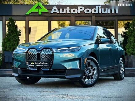 БМВ iX, объемом двигателя 0 л и пробегом 36 тыс. км за 62999 $, фото 1 на Automoto.ua