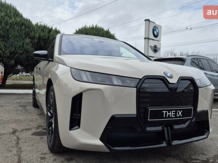 БМВ iX, объемом двигателя 0 л и пробегом 0 тыс. км за 122977 $, фото 1 на Automoto.ua