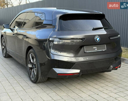 Серый БМВ iX, объемом двигателя 0 л и пробегом 79 тыс. км за 43950 $, фото 10 на Automoto.ua