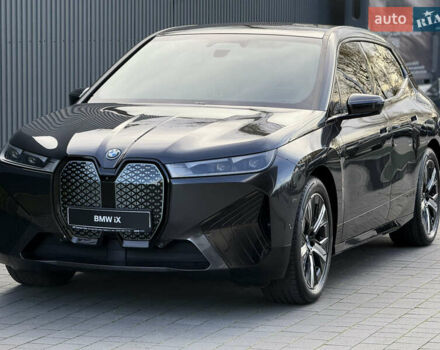 Серый БМВ iX, объемом двигателя 0 л и пробегом 79 тыс. км за 43950 $, фото 14 на Automoto.ua