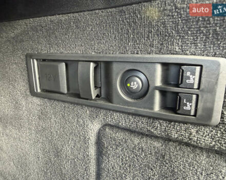 Серый БМВ iX, объемом двигателя 0 л и пробегом 79 тыс. км за 43950 $, фото 78 на Automoto.ua