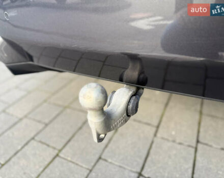 Серый БМВ iX, объемом двигателя 0 л и пробегом 79 тыс. км за 43950 $, фото 79 на Automoto.ua