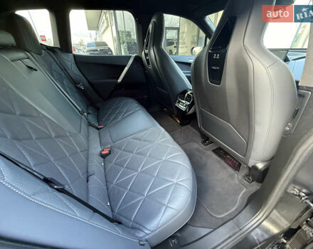 Серый БМВ iX, объемом двигателя 0 л и пробегом 79 тыс. км за 43950 $, фото 43 на Automoto.ua