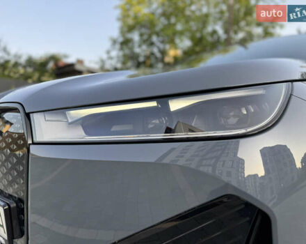 Серый БМВ iX, объемом двигателя 0 л и пробегом 47 тыс. км за 58500 $, фото 11 на Automoto.ua