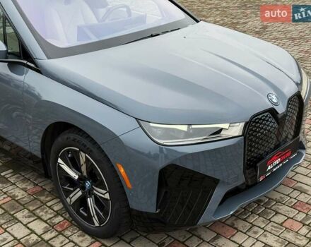 Сірий БМВ iX, об'ємом двигуна 0 л та пробігом 40 тис. км за 52999 $, фото 9 на Automoto.ua