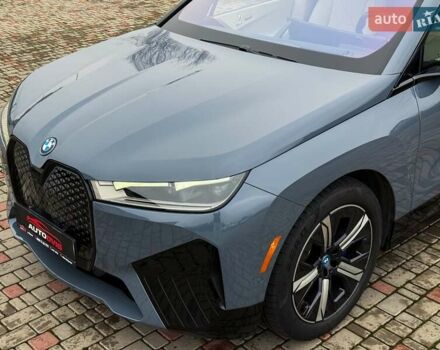 Сірий БМВ iX, об'ємом двигуна 0 л та пробігом 40 тис. км за 52999 $, фото 11 на Automoto.ua