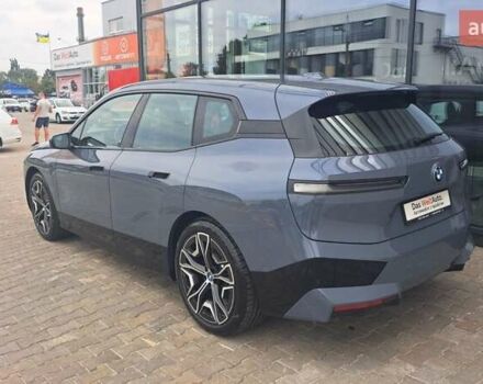 Серый БМВ iX, объемом двигателя 0 л и пробегом 49 тыс. км за 45500 $, фото 3 на Automoto.ua