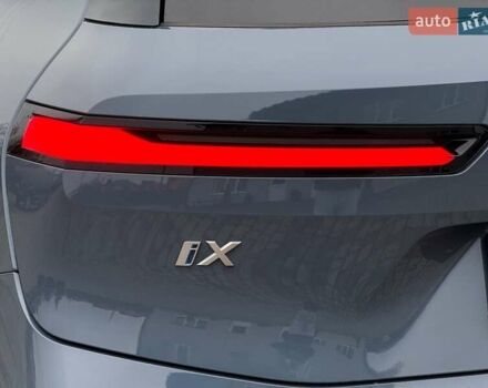 Сірий БМВ iX, об'ємом двигуна 0 л та пробігом 40 тис. км за 52999 $, фото 24 на Automoto.ua