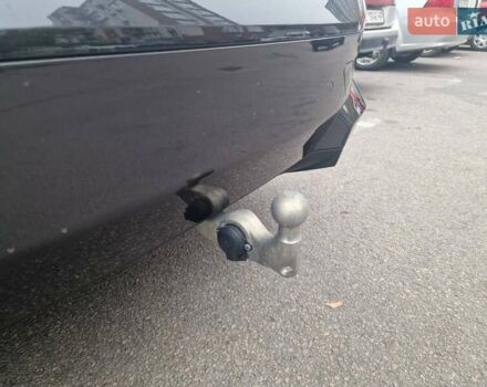 Серый БМВ iX, объемом двигателя 0 л и пробегом 30 тыс. км за 51700 $, фото 10 на Automoto.ua