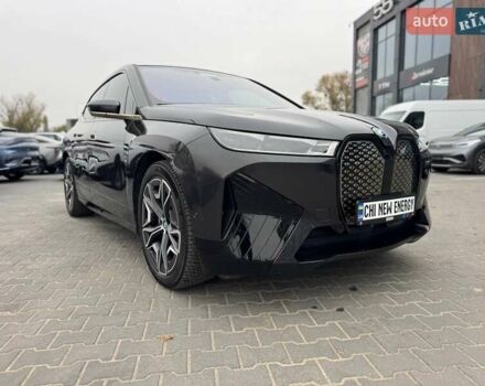 Серый БМВ iX, объемом двигателя 0 л и пробегом 32 тыс. км за 72900 $, фото 22 на Automoto.ua