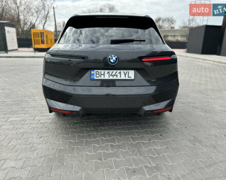 Серый БМВ iX, объемом двигателя 0 л и пробегом 38 тыс. км за 62500 $, фото 35 на Automoto.ua