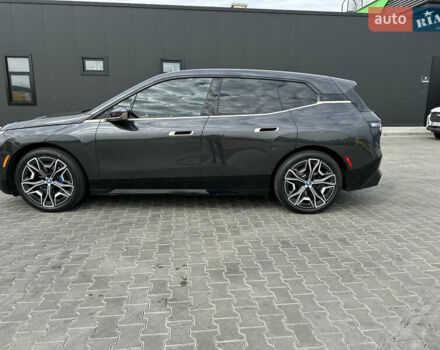 Серый БМВ iX, объемом двигателя 0 л и пробегом 38 тыс. км за 62500 $, фото 33 на Automoto.ua