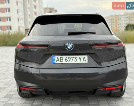 Серый БМВ iX, объемом двигателя 0 л и пробегом 38 тыс. км за 45700 $, фото 6 на Automoto.ua