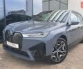 Серый БМВ iX, объемом двигателя 0 л и пробегом 49 тыс. км за 45500 $, фото 1 на Automoto.ua