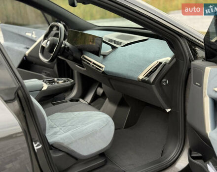 Серый БМВ iX, объемом двигателя 0 л и пробегом 38 тыс. км за 45700 $, фото 27 на Automoto.ua