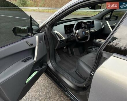 Сірий БМВ iX, об'ємом двигуна 0 л та пробігом 80 тис. км за 51500 $, фото 18 на Automoto.ua