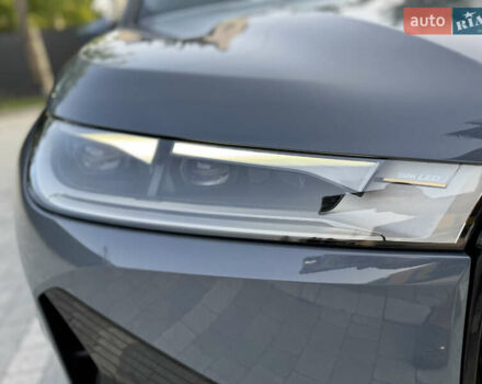 Серый БМВ iX, объемом двигателя 0 л и пробегом 47 тыс. км за 58500 $, фото 13 на Automoto.ua