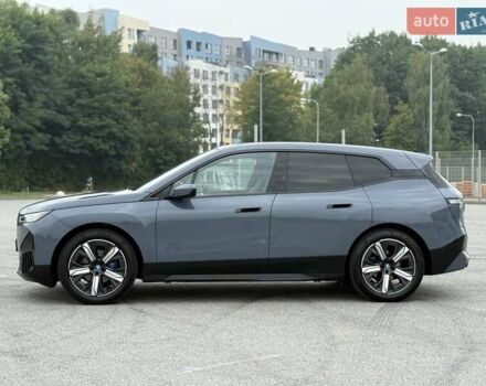 Серый БМВ iX, объемом двигателя 0 л и пробегом 106 тыс. км за 55500 $, фото 22 на Automoto.ua