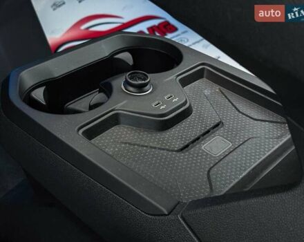 Сірий БМВ iX, об'ємом двигуна 0 л та пробігом 40 тис. км за 52999 $, фото 49 на Automoto.ua