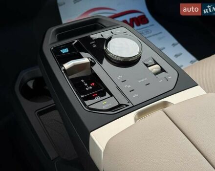 Сірий БМВ iX, об'ємом двигуна 0 л та пробігом 40 тис. км за 52999 $, фото 46 на Automoto.ua