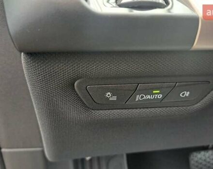 Серый БМВ iX, объемом двигателя 0 л и пробегом 49 тыс. км за 45500 $, фото 20 на Automoto.ua