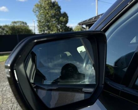 Серый БМВ iX, объемом двигателя 0 л и пробегом 35 тыс. км за 47500 $, фото 5 на Automoto.ua