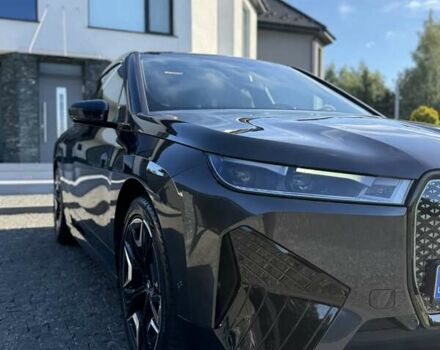 Серый БМВ iX, объемом двигателя 0 л и пробегом 35 тыс. км за 47500 $, фото 19 на Automoto.ua