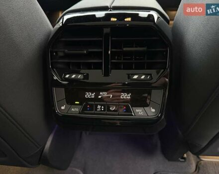 Сірий БМВ iX, об'ємом двигуна 0 л та пробігом 80 тис. км за 51500 $, фото 15 на Automoto.ua