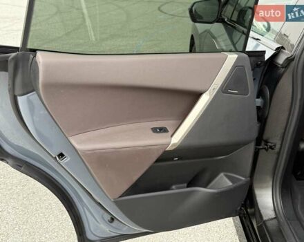 Серый БМВ iX, объемом двигателя 0 л и пробегом 106 тыс. км за 55500 $, фото 48 на Automoto.ua