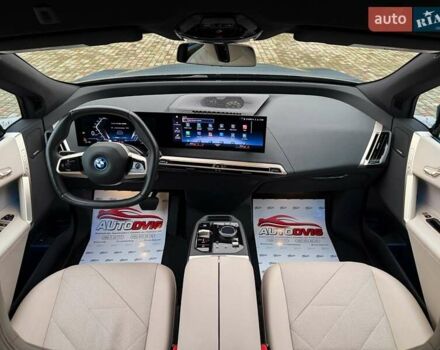 Сірий БМВ iX, об'ємом двигуна 0 л та пробігом 40 тис. км за 52999 $, фото 69 на Automoto.ua