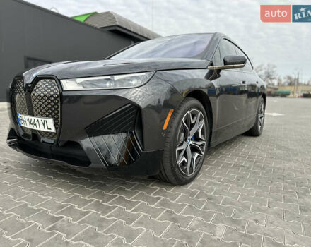 Серый БМВ iX, объемом двигателя 0 л и пробегом 38 тыс. км за 62500 $, фото 29 на Automoto.ua