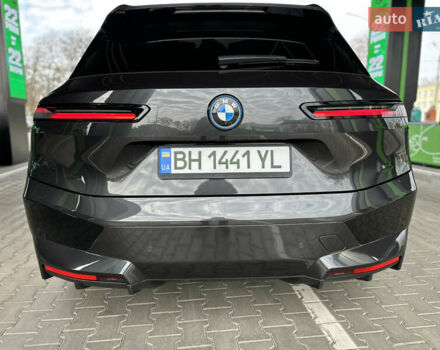 Серый БМВ iX, объемом двигателя 0 л и пробегом 38 тыс. км за 62500 $, фото 17 на Automoto.ua