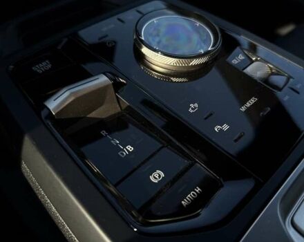 Серый БМВ iX, объемом двигателя 0 л и пробегом 35 тыс. км за 47500 $, фото 64 на Automoto.ua