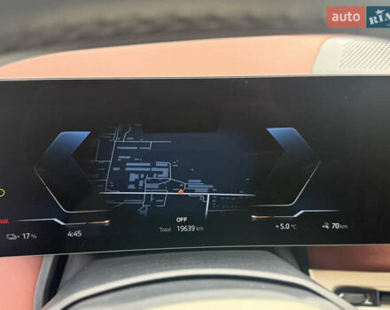 Серый БМВ iX, объемом двигателя 0 л и пробегом 19 тыс. км за 77000 $, фото 19 на Automoto.ua